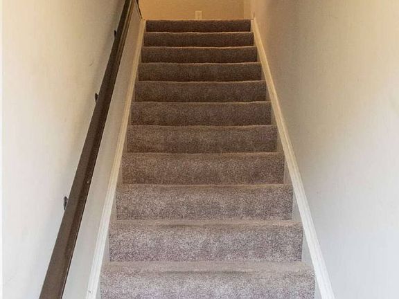 3rd image of 14 Waterhaven Way