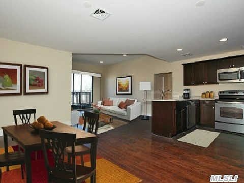 2nd image of 191 7th St APT 306