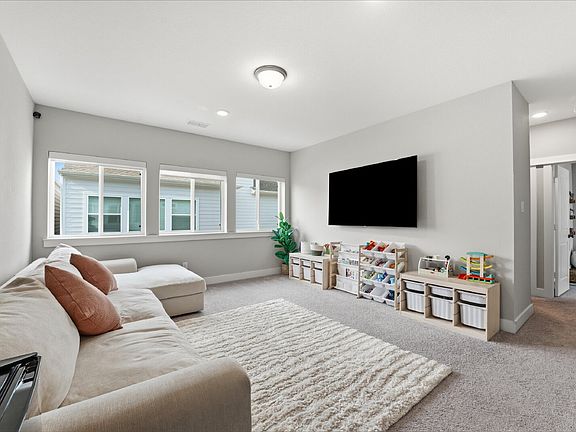 5th image of 2502 Eason Ln