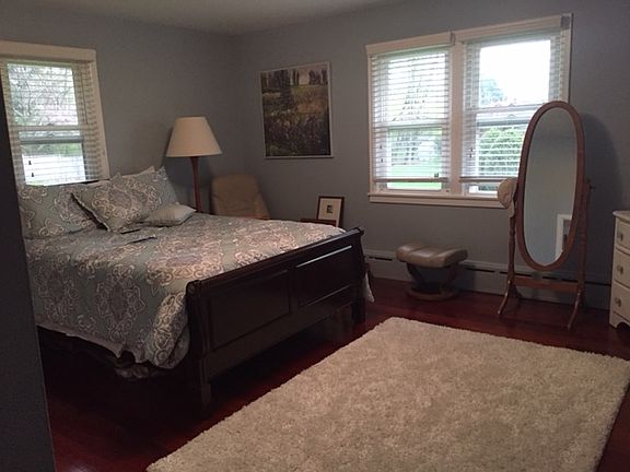 2nd image of 35 Hilda Ct