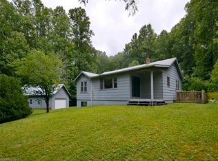 273 Pot Leg Rd, Waynesville, NC 28785