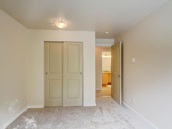 4th image of 12818 NE 120th St #P04