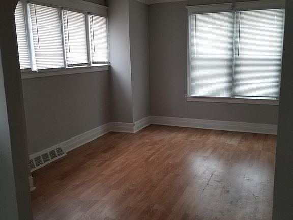 4th image of 222 Eason St