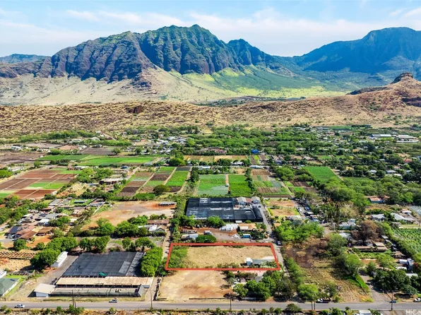 86-524 Halona Rd APT A, Waianae, HI 96792