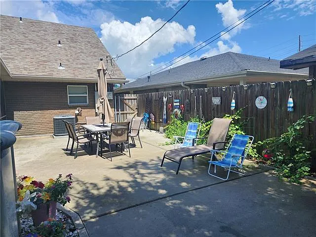2309 Pirate Dr — Photo 9