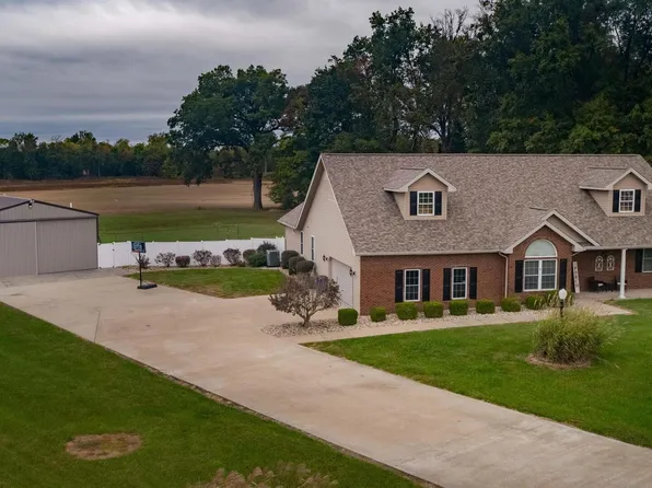 6324 Arbuckle Ln, Marion, IL 62959