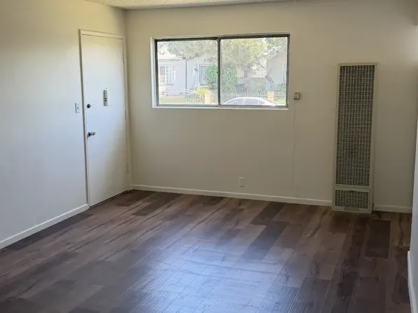 4928 E 60th Pl, Maywood, CA 90270