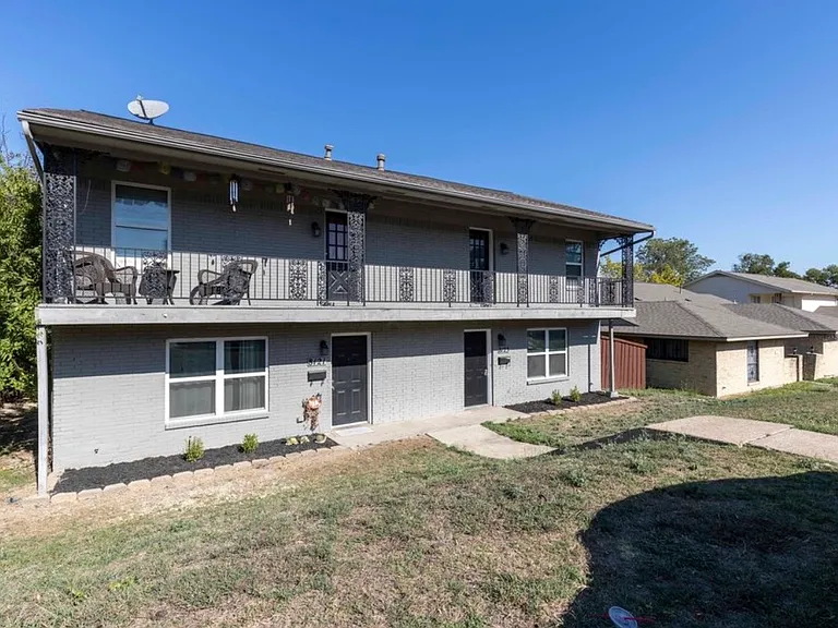 8121 Ferguson Rd #8121 — Photo 2