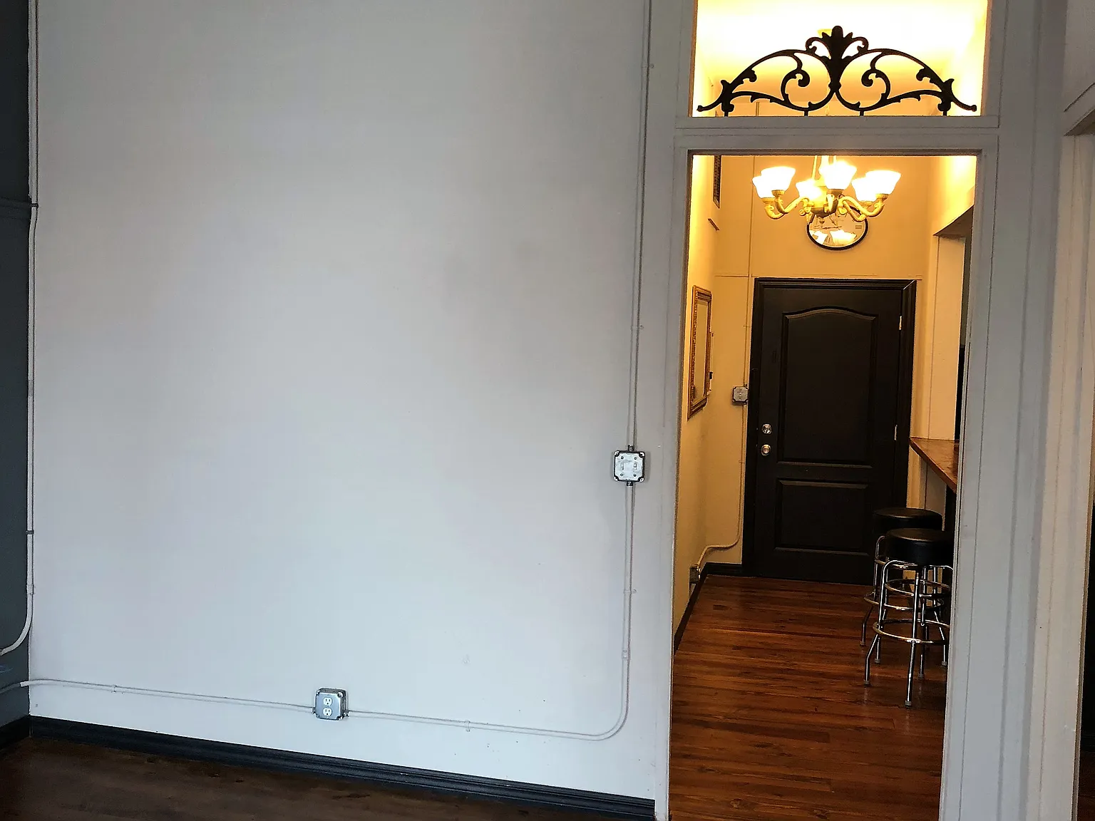 1 bed, 640 sqft, $985 — Photo 2