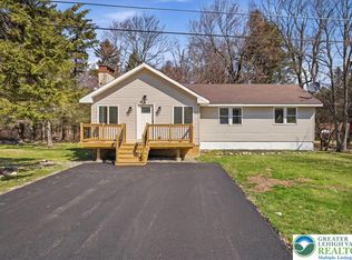2114 Wild Cherry Ln, Tobyhanna, PA 18466
