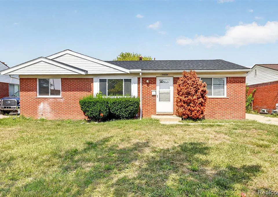 34624 Michelle Dr