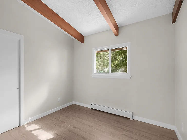 6100 Packer Dr NE — Photo 18