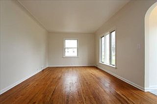 2nd image of 1923 Blandford Ave SW