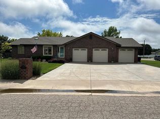 5245 Timber Crk, Great Bend, KS 67530
