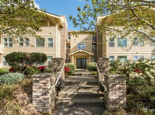 430 SW 156th St APT 102, Burien, WA 98166