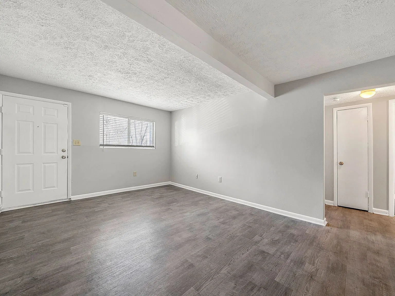Balfour Forest Apartments — Photo 4