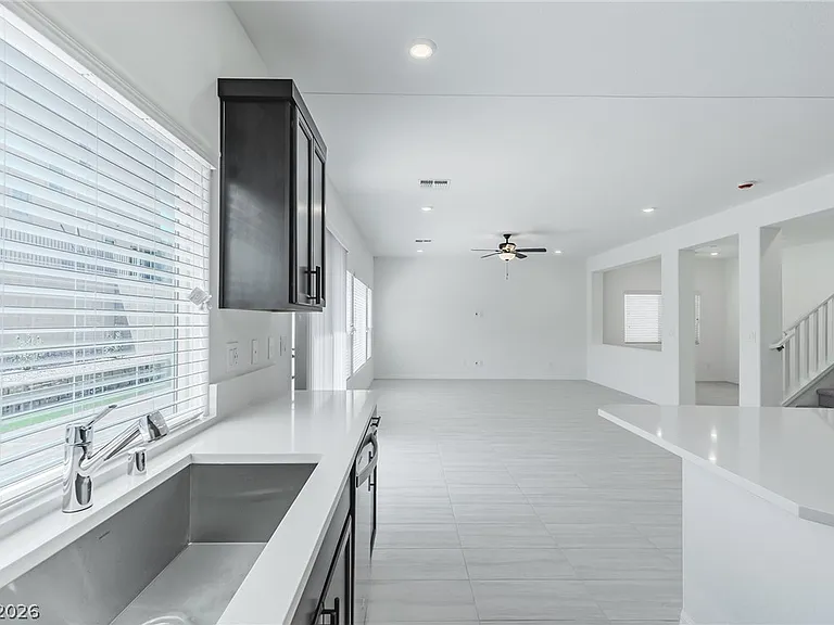 7721 Weekes Ct — Photo 12