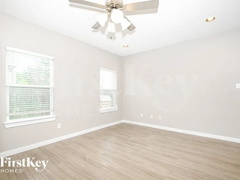 9935 Rio Doso Dr — Photo 8