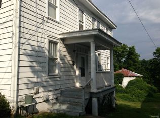 719 Ridge St APT 1, Charlottesville, VA 22902