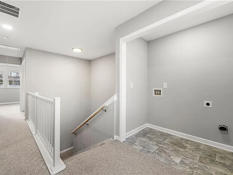 450 Oliver Ridge Dr — Photo 54