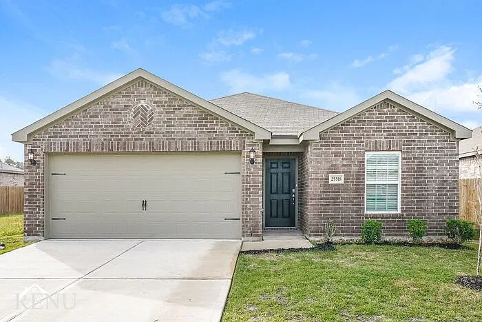 3 bed, 2.0 bath, 1414 sqft, $1,655 — Photo 1