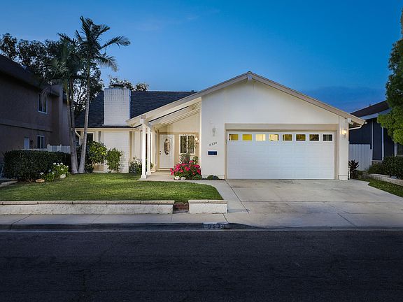 3rd image of 9530 Vista Tercera