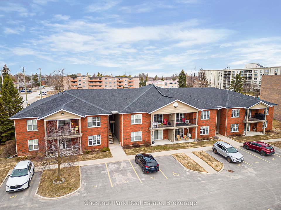 1st image of 435 Walnut St #206