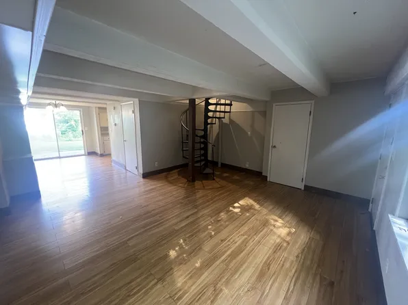 141 Bradley St #1, Morgantown, WV 26505