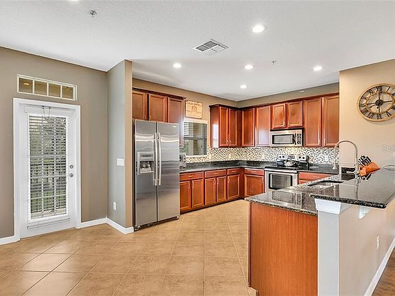 5th image of 758 Summer Breeze Pl