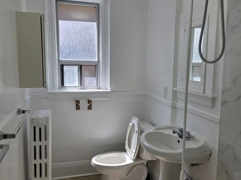 29 Jane St #8 — Photo 10