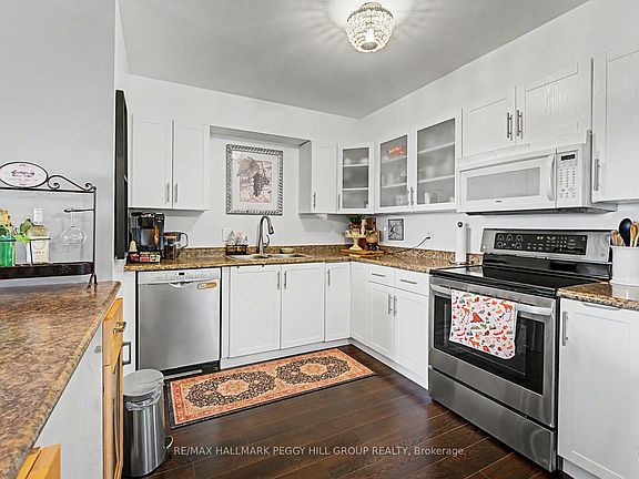 5th image of 126 Bell Farm Rd #415