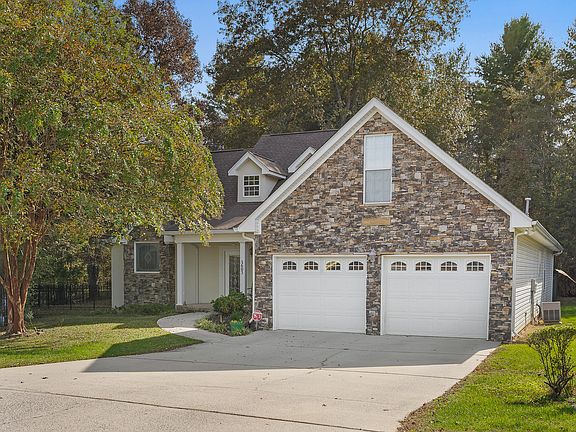 2nd image of 3603 Bentwood Cove Dr