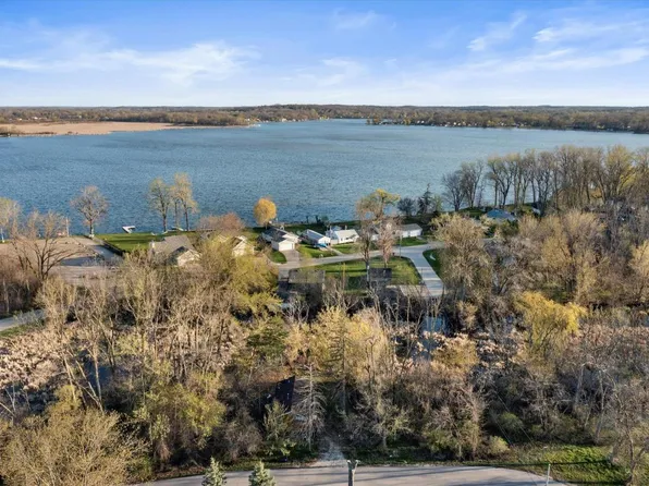 27612 114th STREET, Trevor, WI 53179