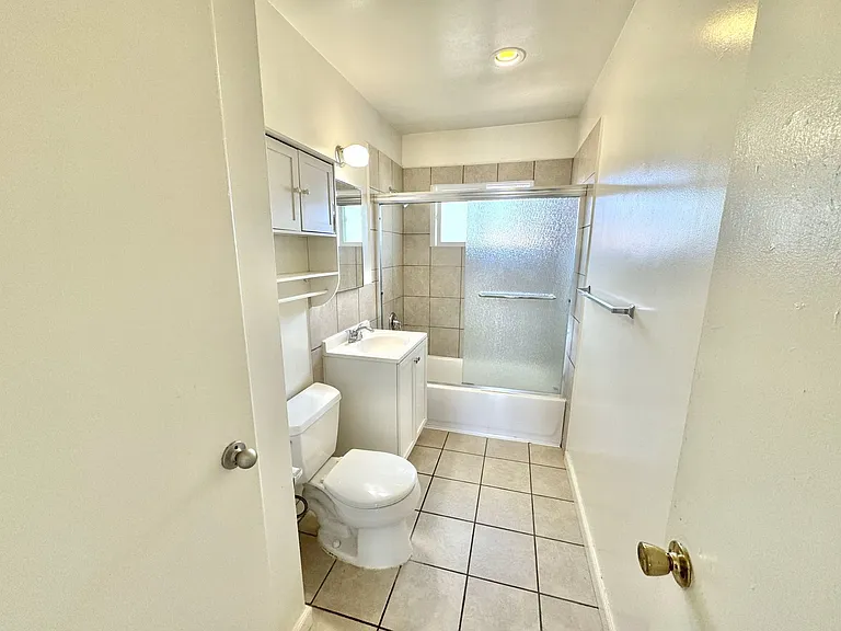 1612 Sunset Cliffs Blvd — Photo 17