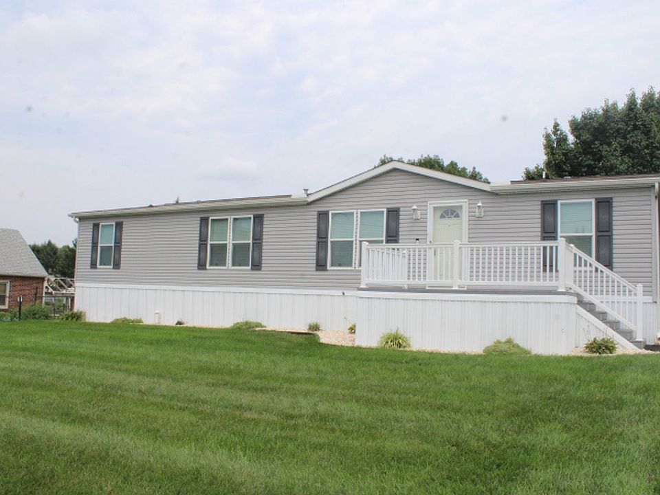 1st image of 751 Natalie Ln