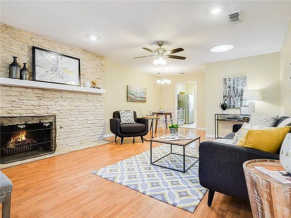 4th image of 8804 Westover Club Dr #A