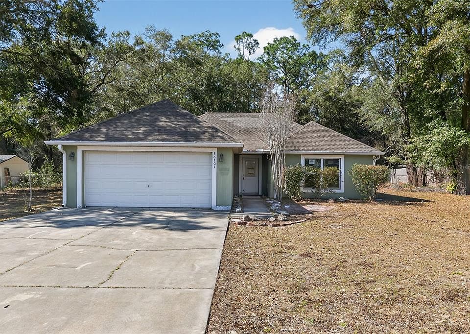 1st image of 36101 Mattawan Dr