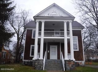 118 Manchester St W, Battle Creek, MI 49037