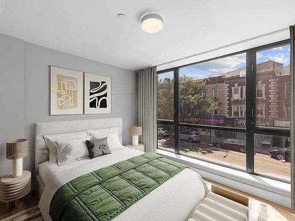 4th image of 732 Washington Ave APT 1B