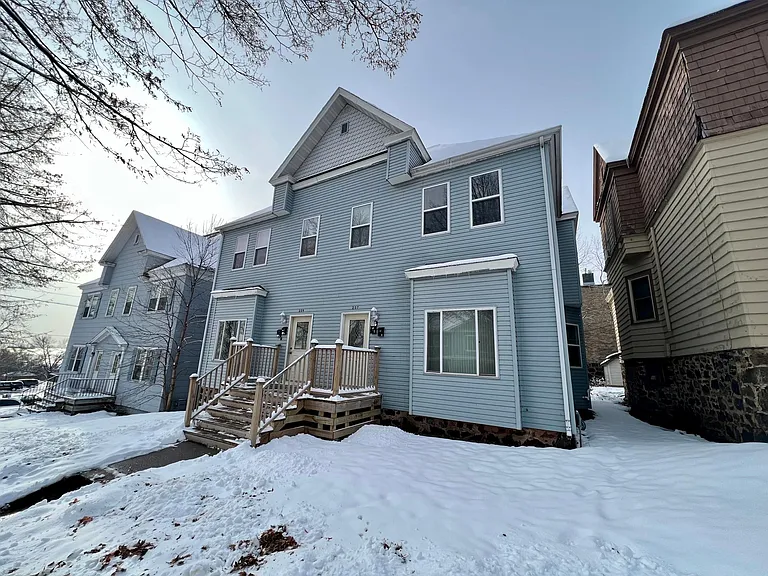 207 S 17th Ave E #207 — Photo 2