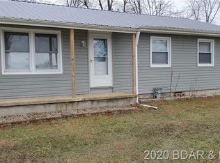 804 Jefferson St, Versailles, MO 65084