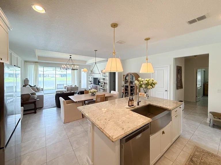 671 Charter Oaks Blvd — Photo 21