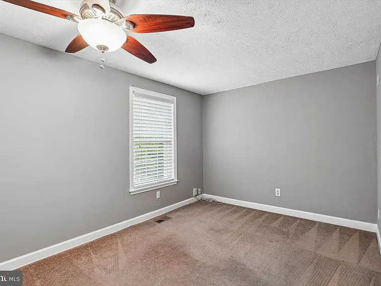 1594 Lodge Pole Ct — Photo 19