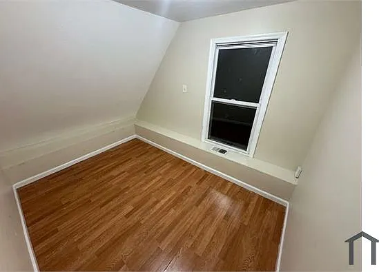 101 Eaton Pl #3 — Photo 3