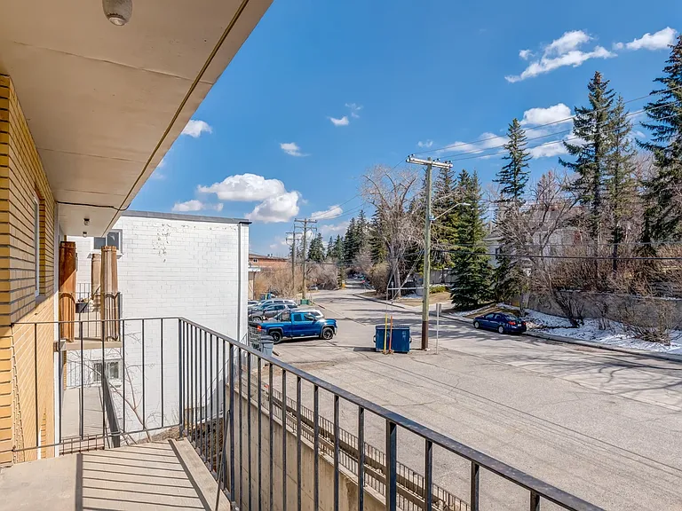 1015 Cameron Ave SW — Photo 17