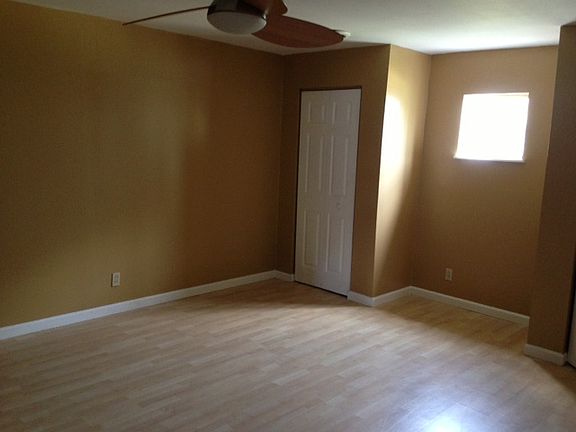 4th image of 1212 Church St