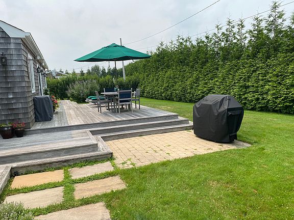 4th image of 17 Jessup Ln