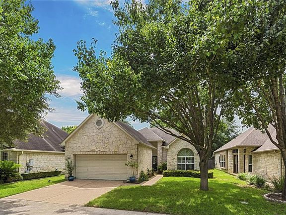2nd image of 10220 Shinnecock Hills Dr