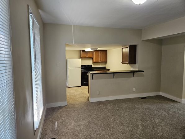 125 N Summit St APT 1