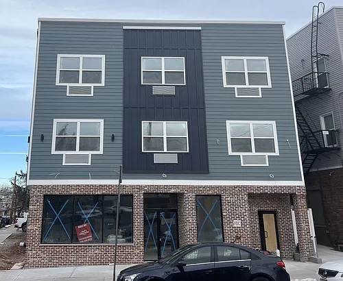 213 French St Photo 1